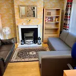 3 Bedroom House Near City Centre