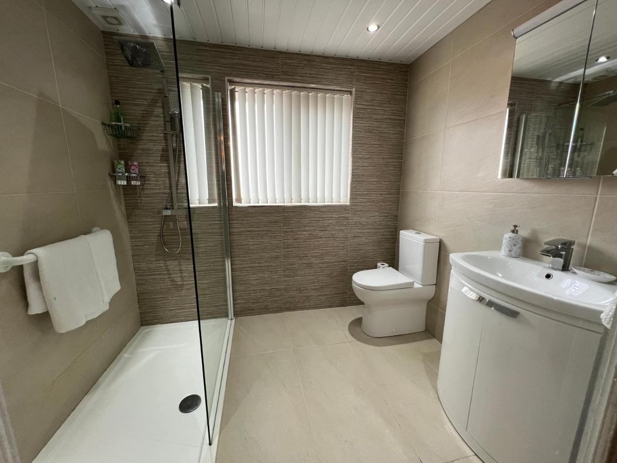 Holiday home 3 Bedroom House Near Centre Belfast